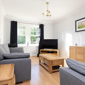 Joivy Modern Flat With Free Parking Apartment Edinburgh